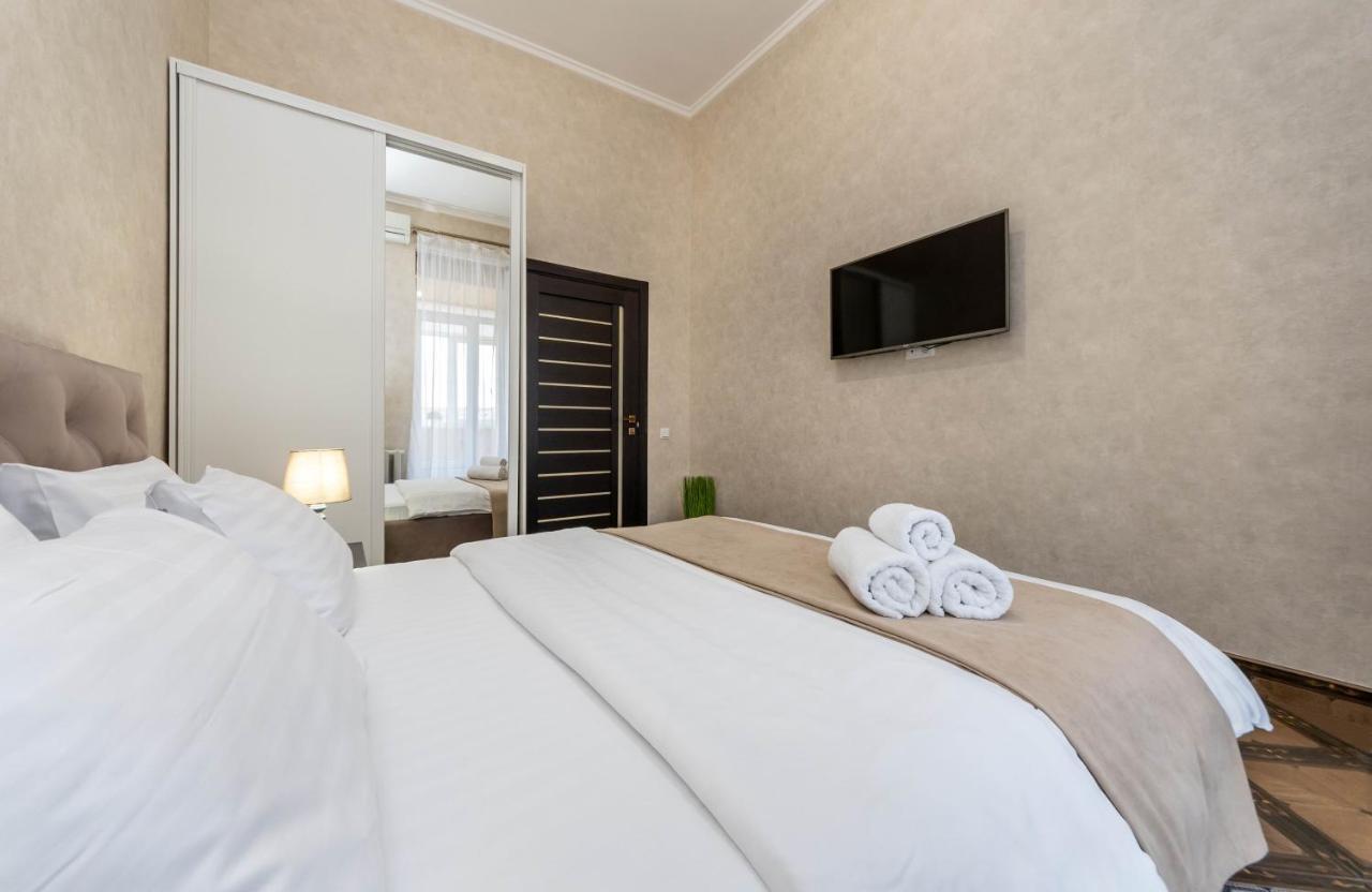 Maidan, Khreschatyk 3Br Kiev Exterior foto
